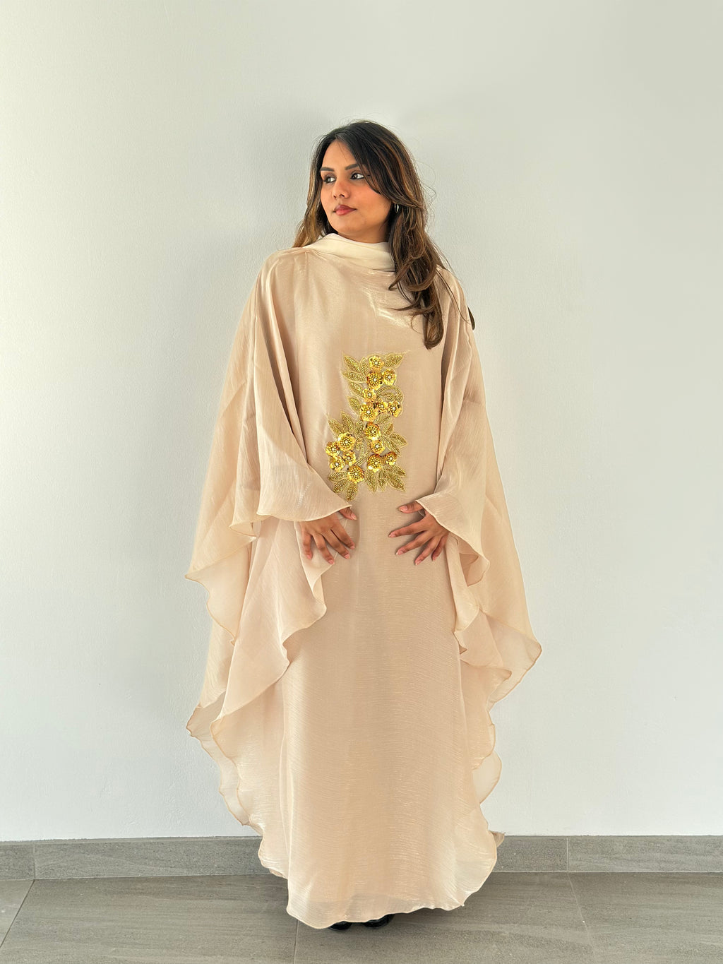 Nujūm Al Thawb Reversible Embroidered Abaya