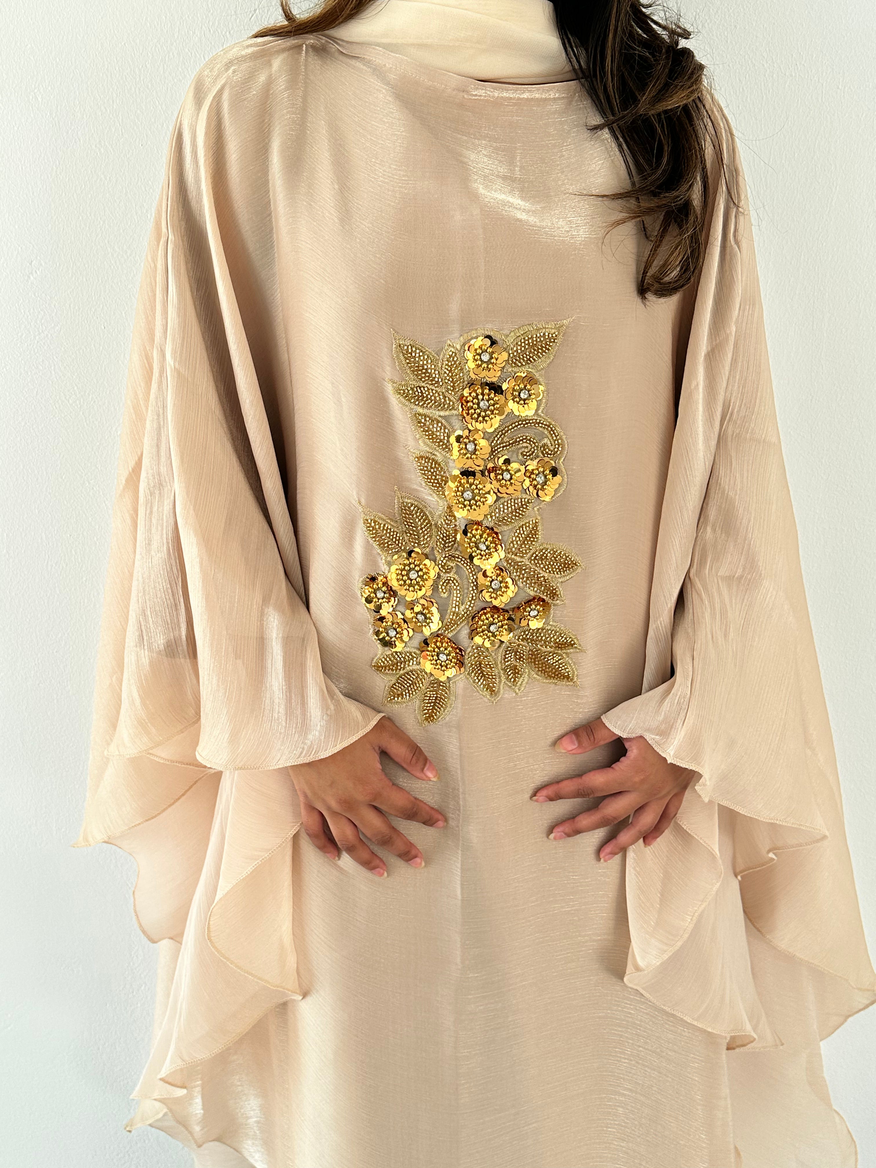 Nujūm Al Thawb Reversible Embroidered Abaya