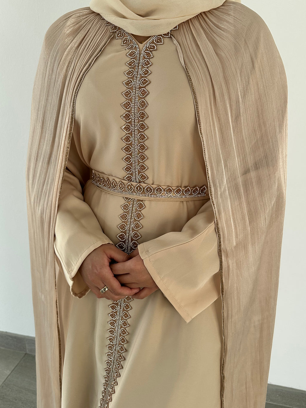 Noor Al-Zumurrud Abaya