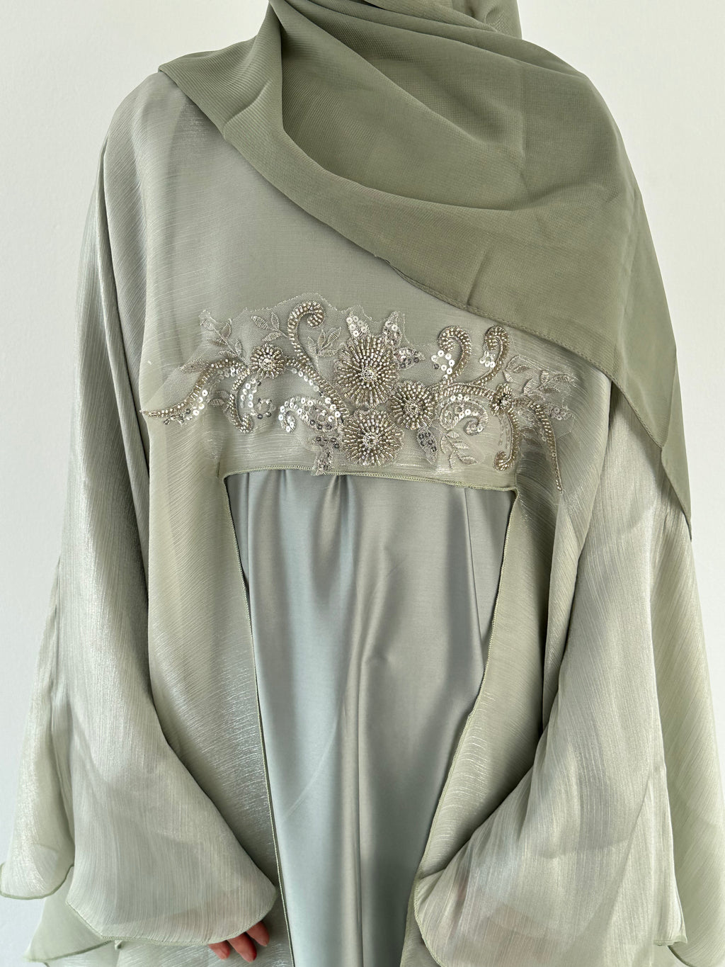 Cascade Overlay Abaya