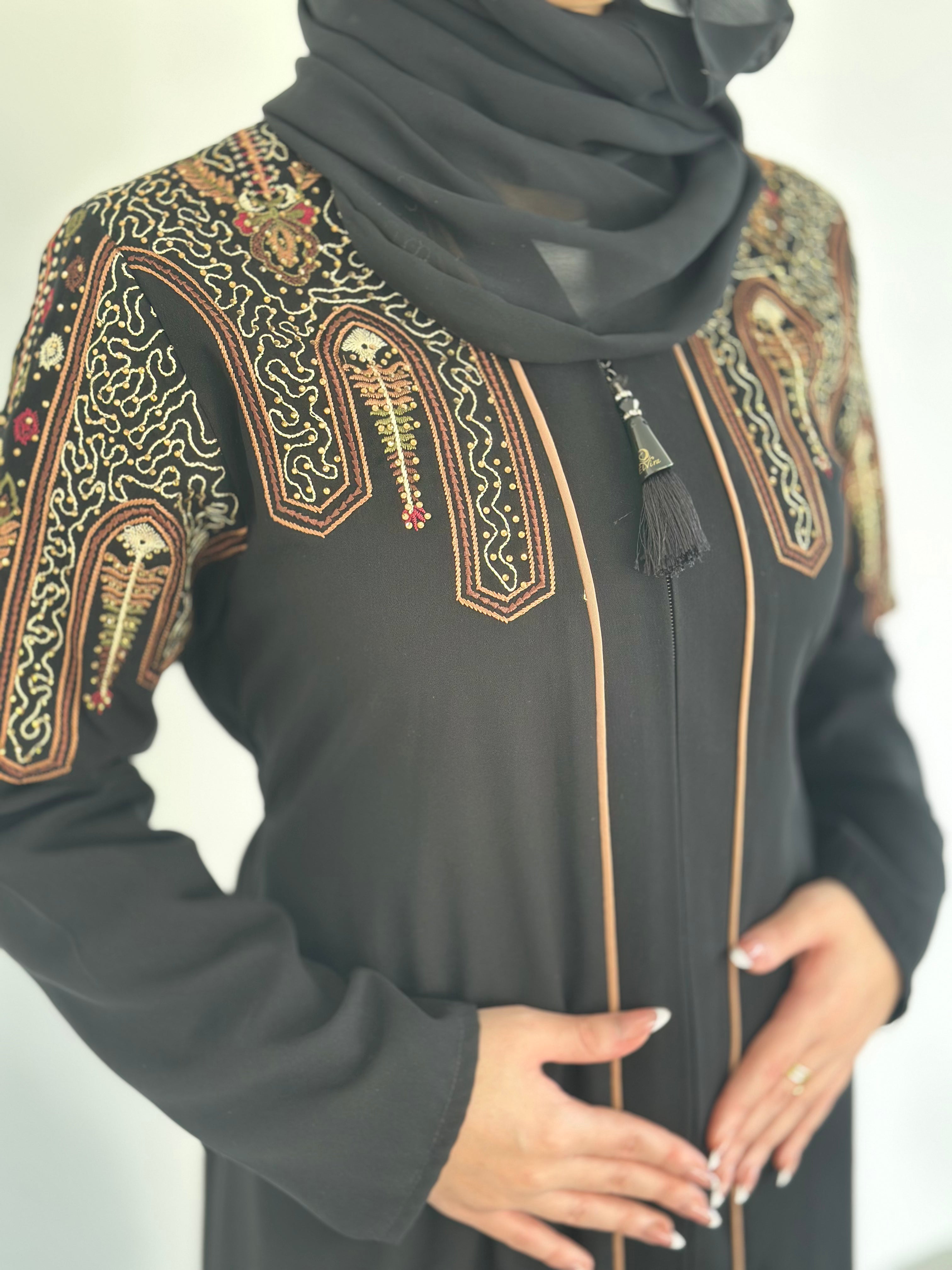 Ottoman Shoulder Embroidered Abaya