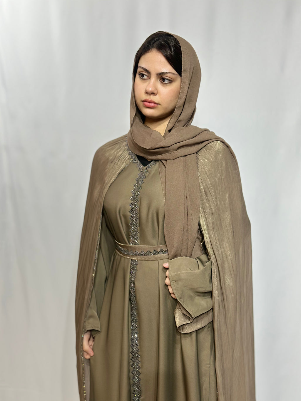 Noor Al-Zumurrud Abaya