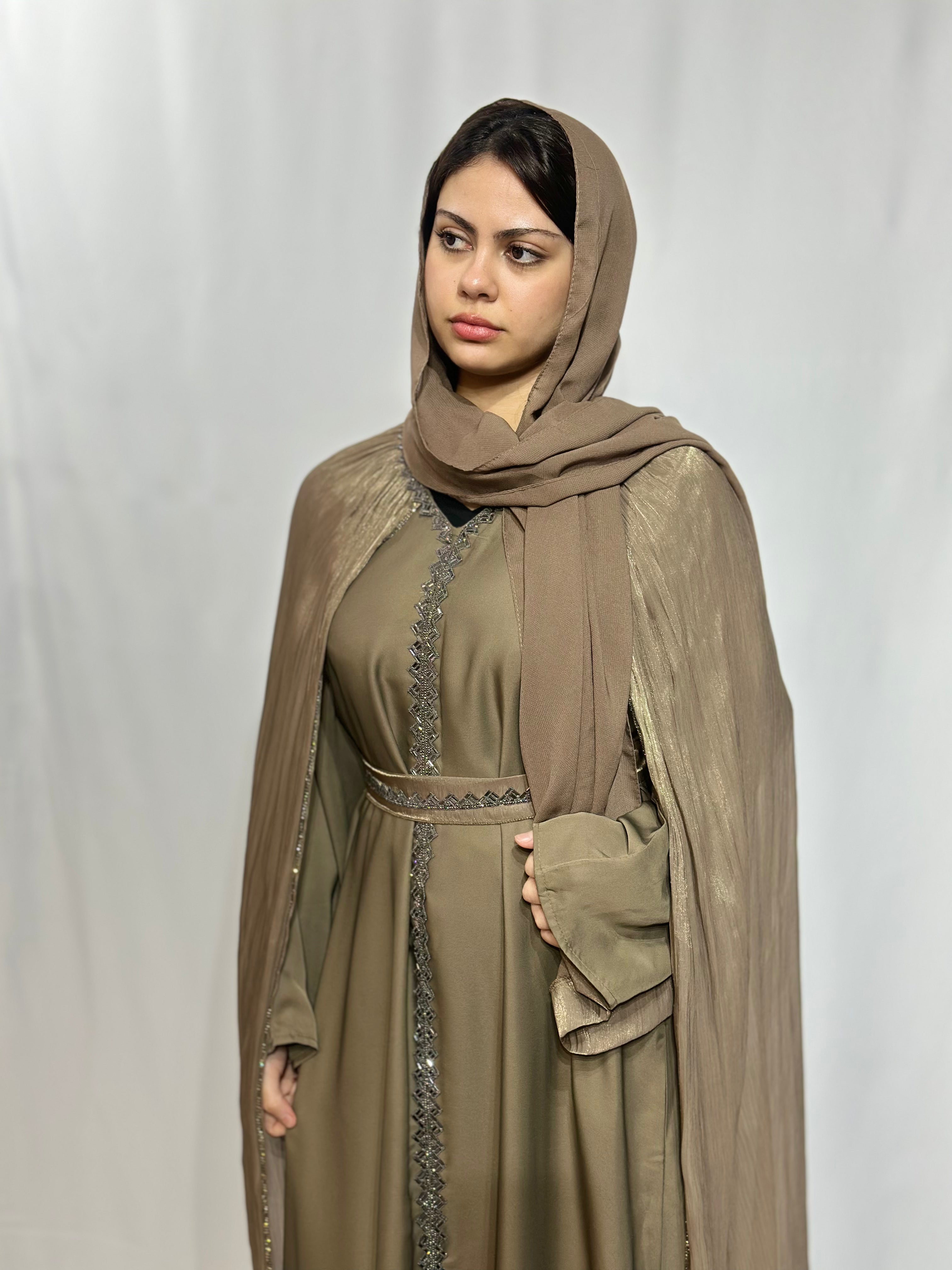 Noor Al-Zumurrud Abaya