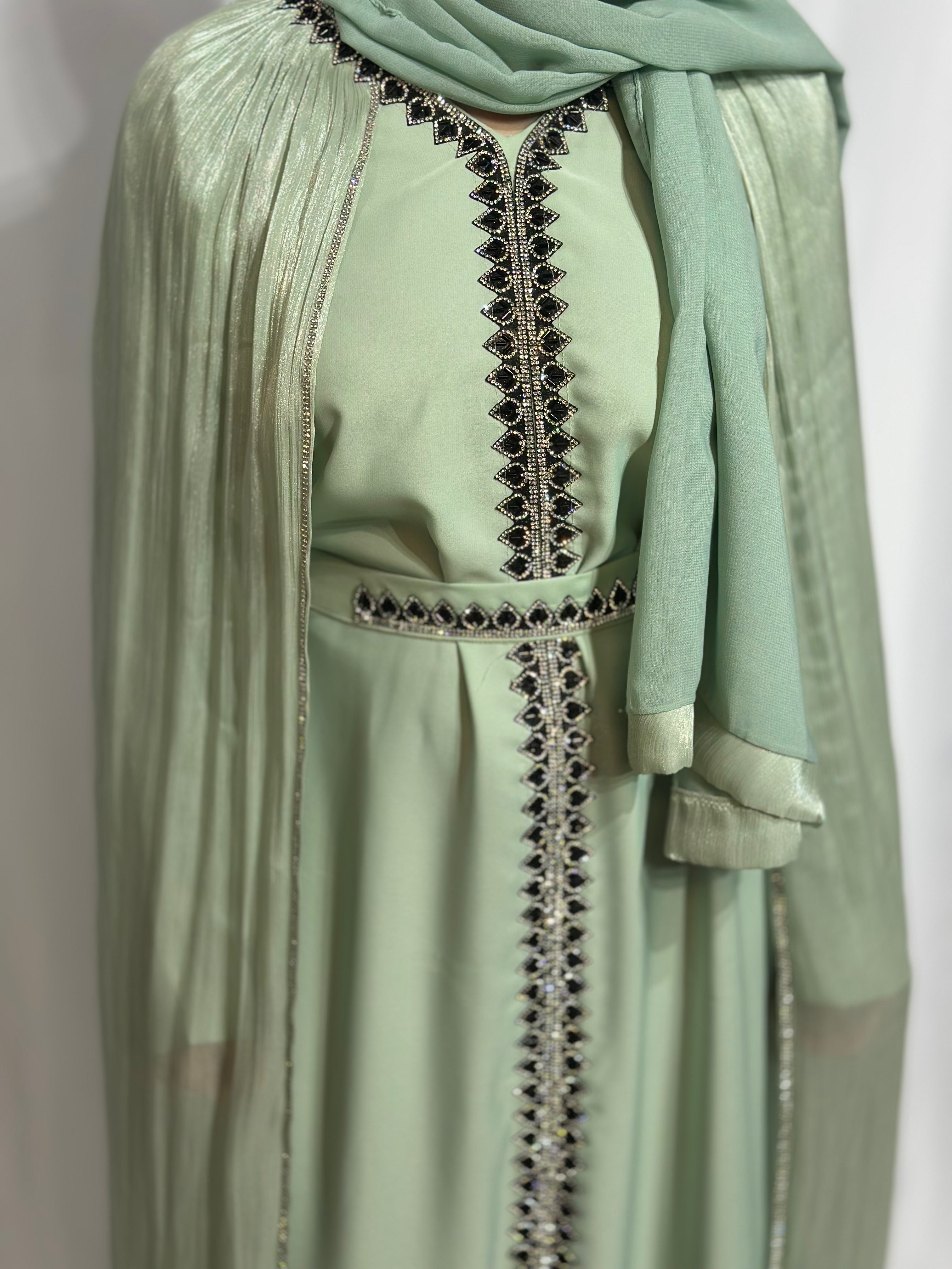Noor Al-Zumurrud Abaya