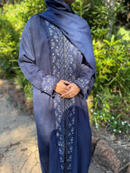 Embroidered linen abaya