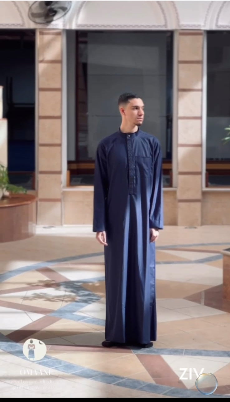 Palestinian Keffiyeh thobe