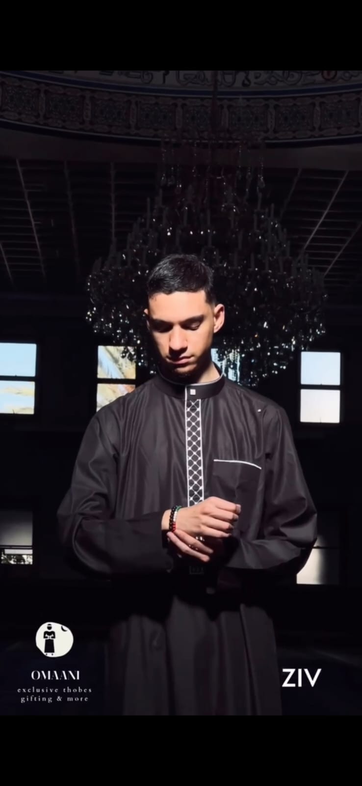 Palestinian Keffiyeh thobe