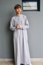 Elegant Contrast Collar Thowb