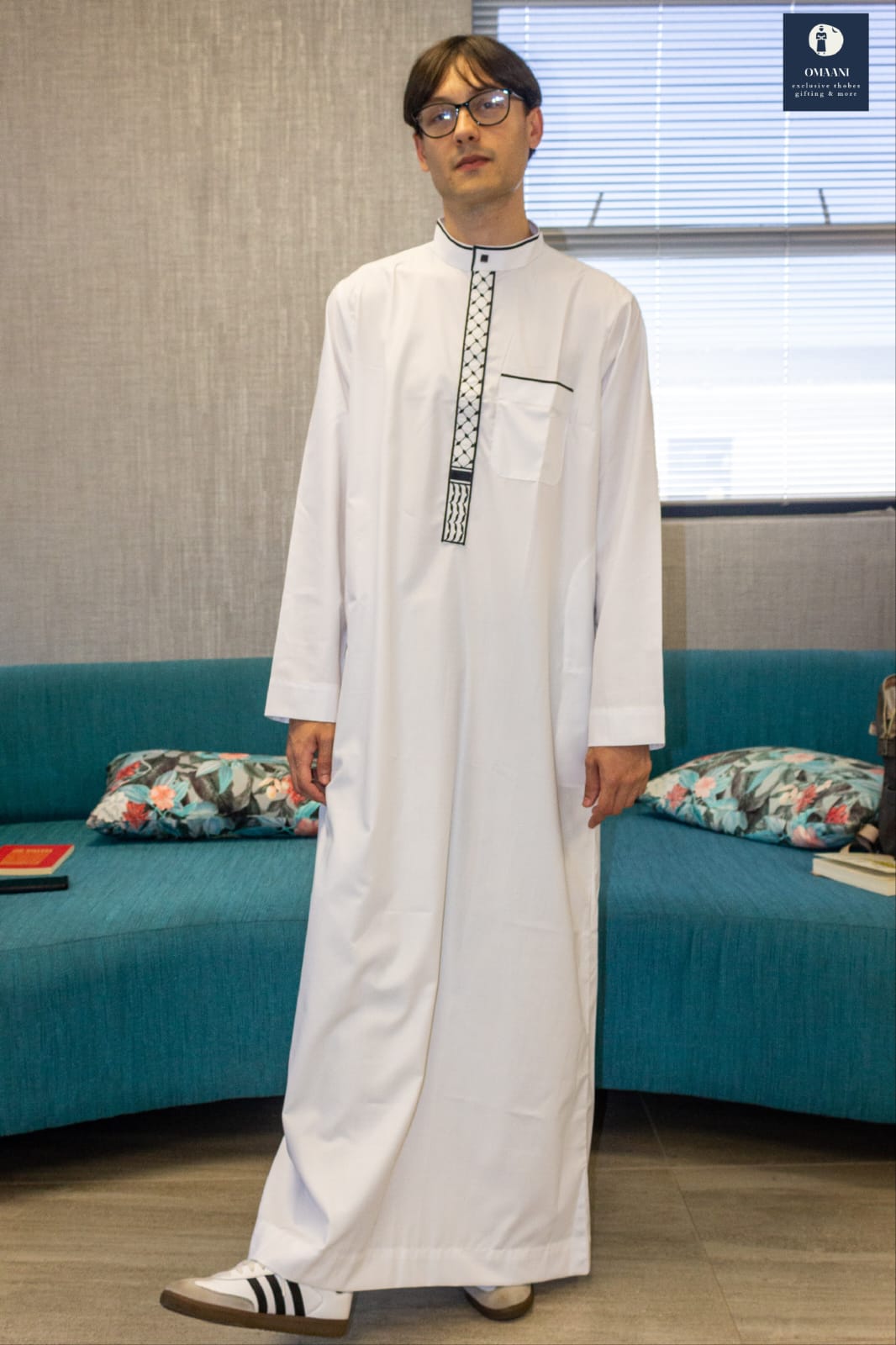 Palestinian Keffiyeh thobe